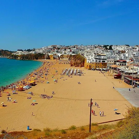 Quinta Barracuda Luxury Beach Apartment